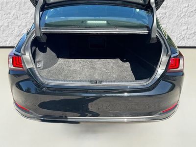2020 Lexus ES - Photo 12