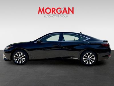 2020 Lexus ES - Photo 6