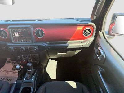 2021 Jeep Wrangler - Photo 18