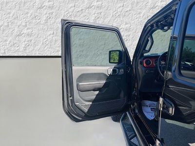 2021 Jeep Wrangler - Photo 21