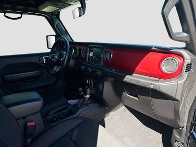 2021 Jeep Wrangler - Photo 14