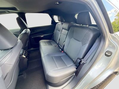2025 Lexus RX - Photo 22