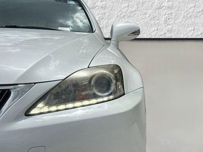 2013 Lexus IS 250C - Photo 9