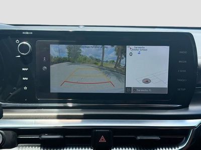 2023 Kia K5 - Photo 33