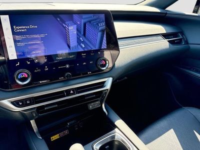 2024 Lexus RX - Photo 29