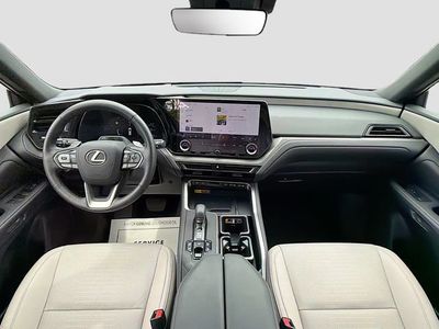 2025 Lexus TX - Photo 17