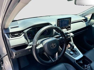 2020 Toyota RAV4 - Photo 25