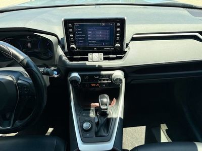 2020 Toyota RAV4 - Photo 19