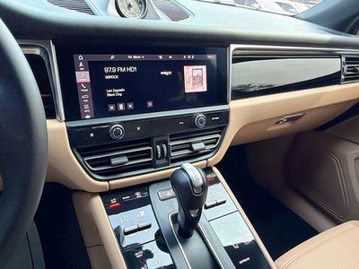 2023 Porsche Macan - Photo 28