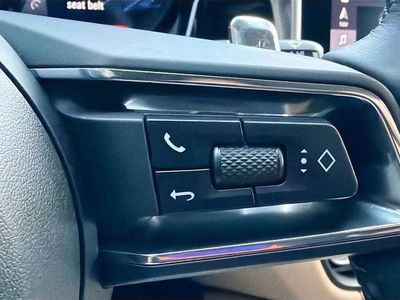 2023 Porsche Macan - Photo 36