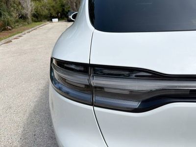 2023 Porsche Macan - Photo 10