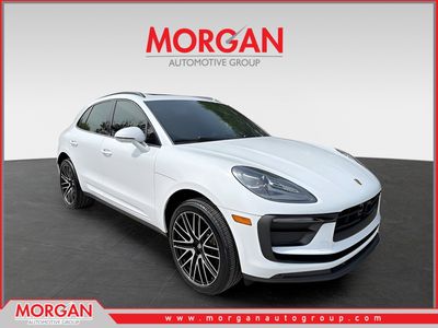 2023 Porsche Macan - Photo 1