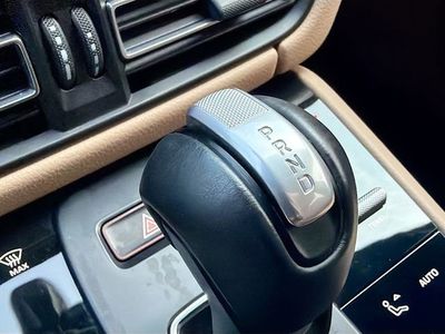 2023 Porsche Macan - Photo 29