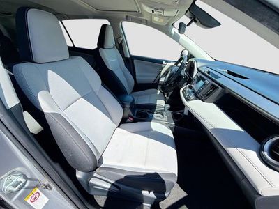 2018 Toyota RAV4 - Photo 15