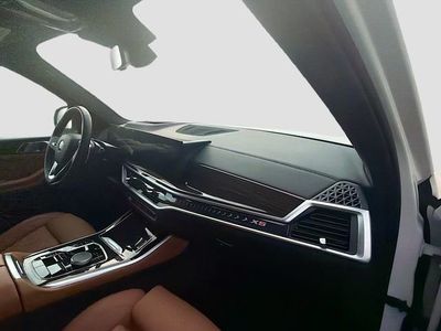 2025 BMW X5 - Photo 14