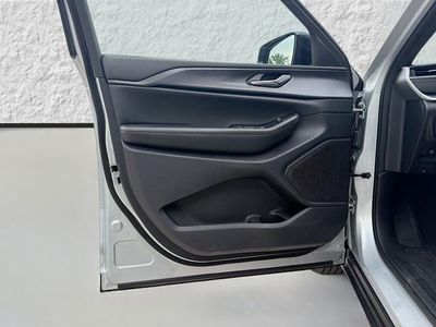 2024 Jeep Grand Cherokee - Photo 21