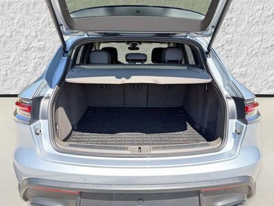 2026 Porsche Macan - Photo 12