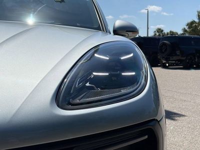 2026 Porsche Macan - Photo 9
