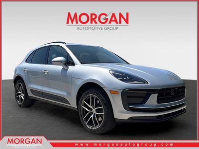 2026 Porsche Macan - Photo 1