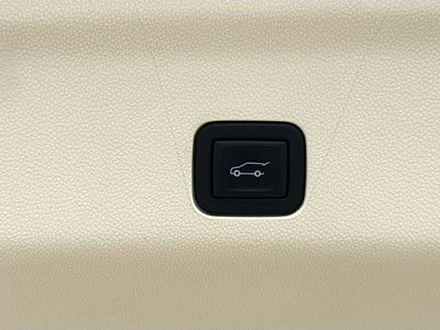 2024 Cadillac Escalade - Photo 14