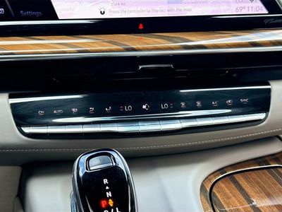2024 Cadillac Escalade - Photo 36