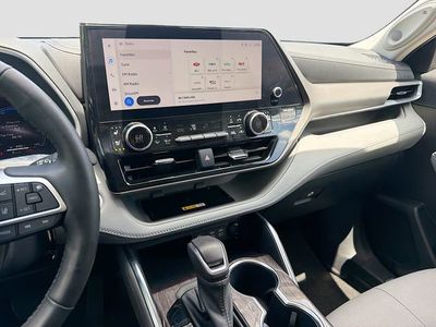 2023 Toyota Highlander - Photo 29