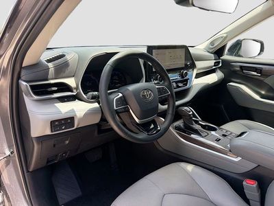 2023 Toyota Highlander - Photo 27