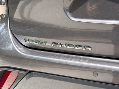 2023 Toyota Highlander - Photo 11