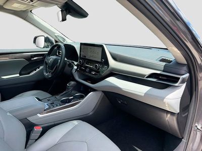 2023 Toyota Highlander - Photo 14