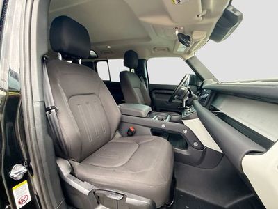 2022 Land Rover Defender - Photo 15