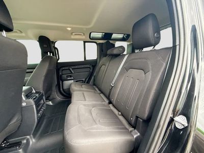 2022 Land Rover Defender - Photo 20