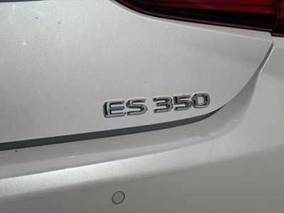 2021 Lexus ES - Photo 11