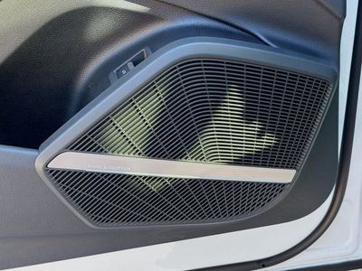 2025 Audi SQ5 - Photo 24