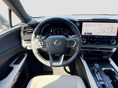 2023 Lexus RX - Photo 18