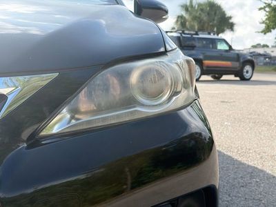 2012 Lexus CT 200h — photo 9 view