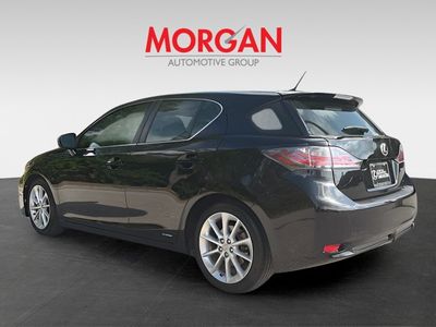 2012 Lexus CT 200h — detail view