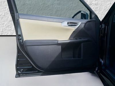 2012 Lexus CT 200h — photo 20 view