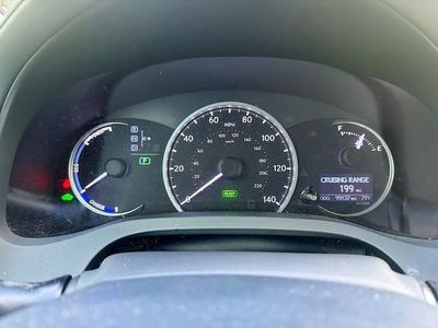 2012 Lexus CT 200h — photo 37 view