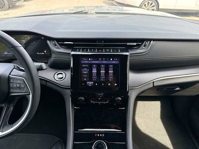 2024 Jeep Grand Cherokee - Photo 18