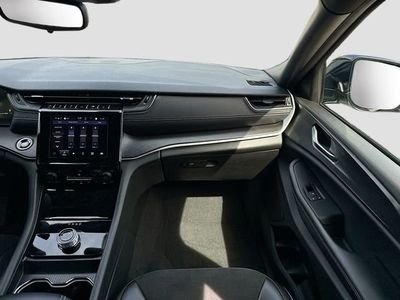 2024 Jeep Grand Cherokee - Photo 17