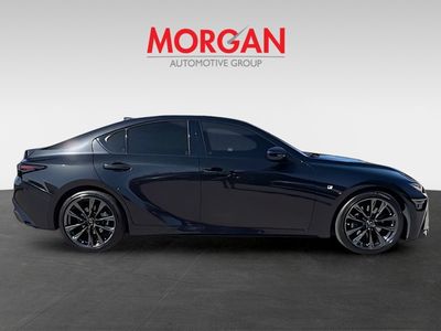 2025 Lexus IS - Photo 2