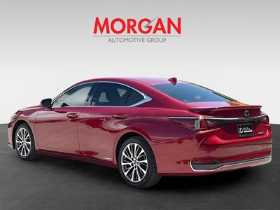 2019 Lexus ES - Photo 5