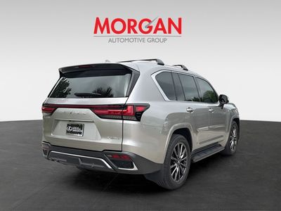 2023 Lexus LX - Photo 3