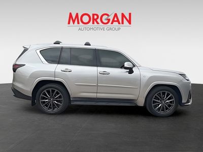 2023 Lexus LX - Photo 2