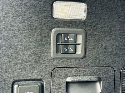 2023 Lexus LX - Photo 13