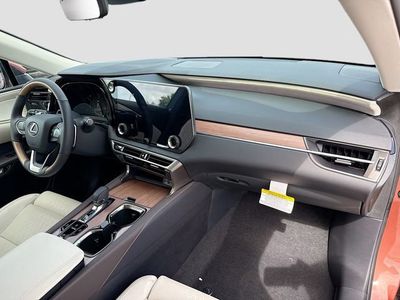 2026 Lexus RX - Photo 15