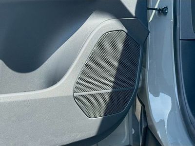 2026 Lexus RX - Photo 25