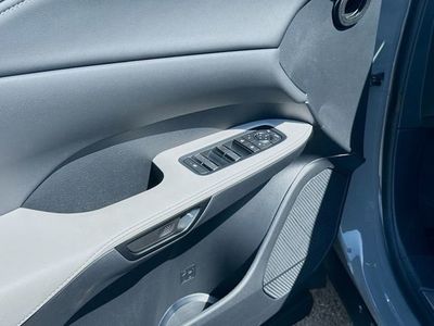 2026 Lexus RX - Photo 24