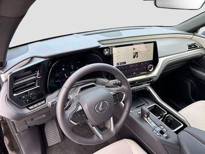2026 Lexus TX - Photo 28