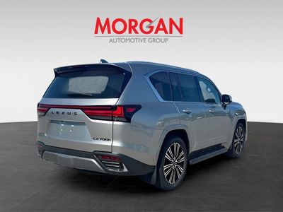 2026 Lexus LX - Photo 3